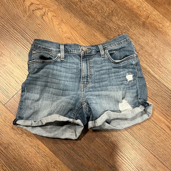 Levi’s Mid-Length Short Size 29 - Picture 1 of 3